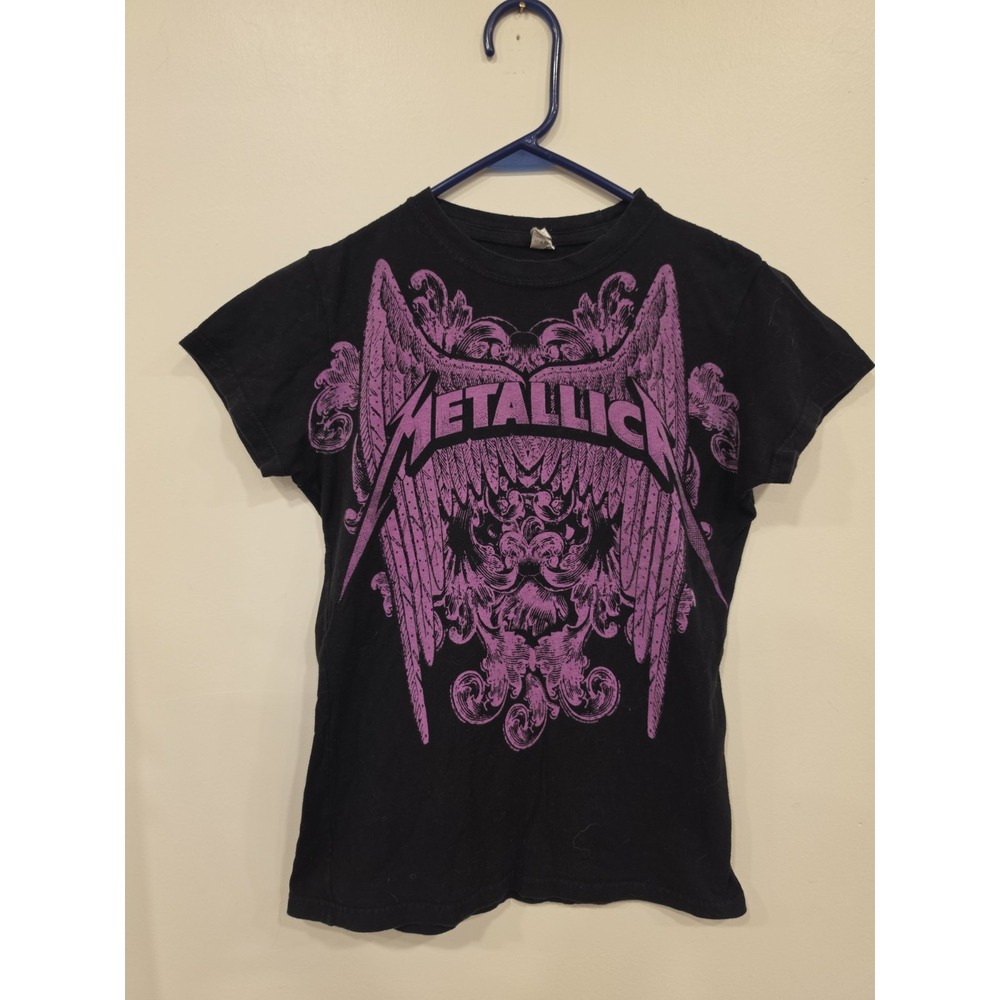 Metallica Women's Graphic T-Shirt Size M Tultex Tag Vintage Y2k Band Tee Grunge